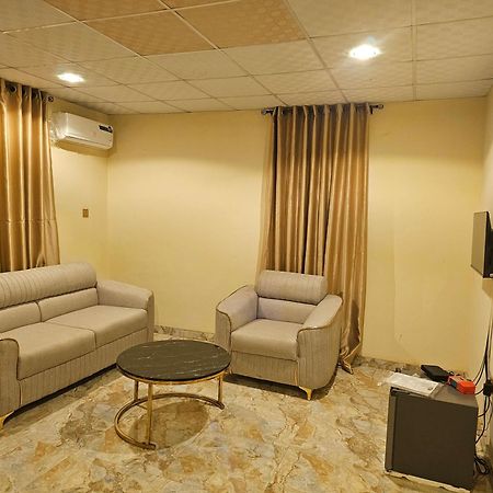 Bmh Hotel & Suites Ibadan Exterior photo